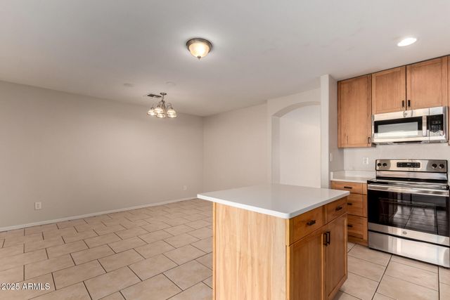 8214 W PAPAGO Street, Phoenix, AZ 85043