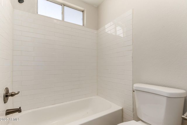 8214 W PAPAGO Street, Phoenix, AZ 85043