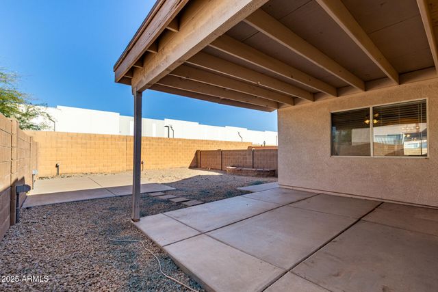 8214 W PAPAGO Street, Phoenix, AZ 85043