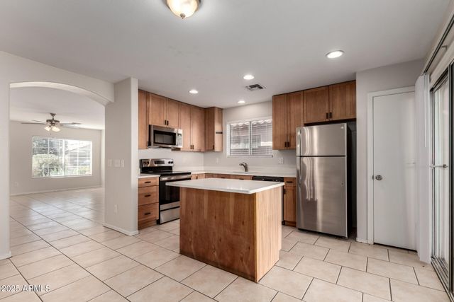 8214 W PAPAGO Street, Phoenix, AZ 85043