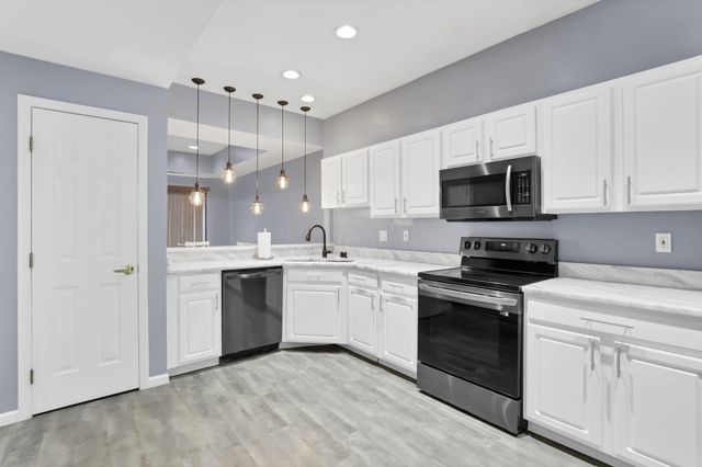 5785 Albany Green, Westerville, OH 43081