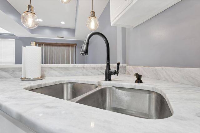 5785 Albany Green, Westerville, OH 43081