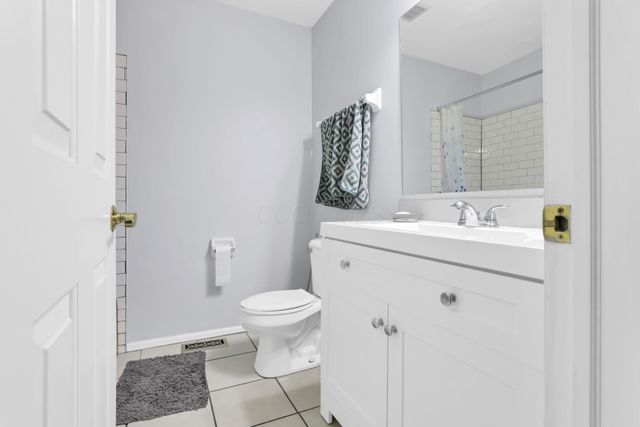 5785 Albany Green, Westerville, OH 43081