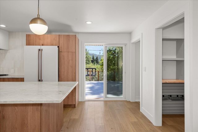 6903 E 42nd Ave, Spokane, WA 99223