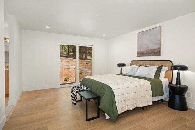 6903 E 42nd Ave, Spokane, WA 99223