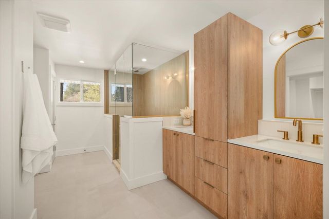 6903 E 42nd Ave, Spokane, WA 99223