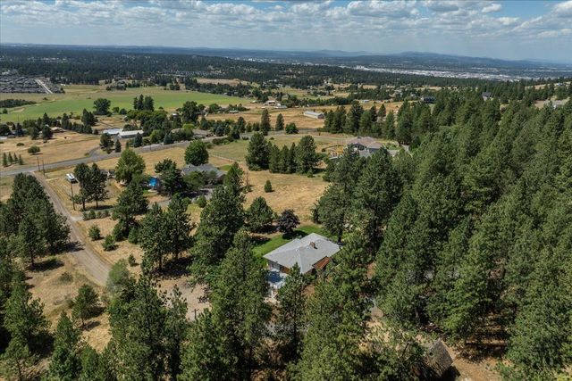 6903 E 42nd Ave, Spokane, WA 99223