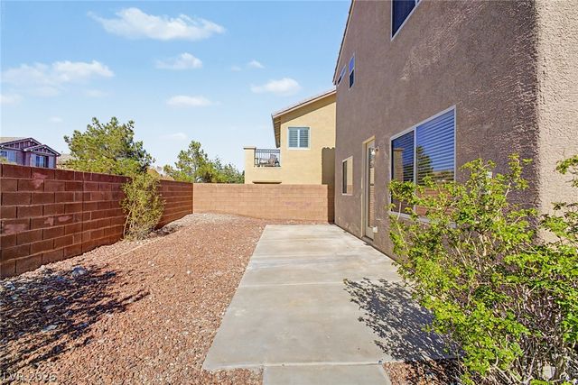10560 LAURELWOOD LAKE Avenue, Las Vegas, NV 89166
