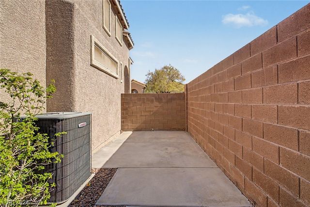 10560 LAURELWOOD LAKE Avenue, Las Vegas, NV 89166