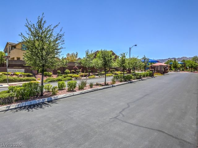 10560 LAURELWOOD LAKE Avenue, Las Vegas, NV 89166