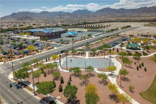 10560 LAURELWOOD LAKE Avenue, Las Vegas, NV 89166