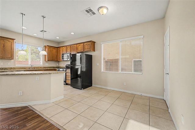 10560 LAURELWOOD LAKE Avenue, Las Vegas, NV 89166