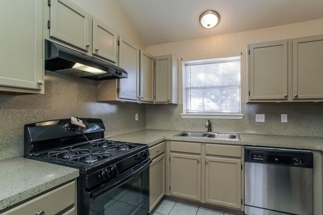 31164 N Head Drive, Spring, TX 77386