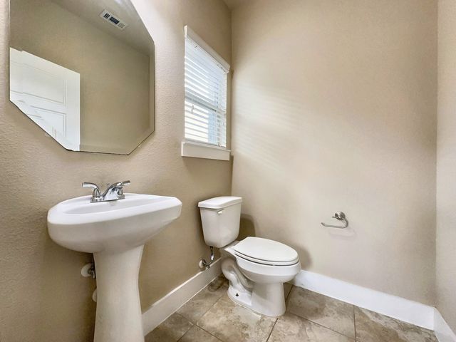 3908 Ashton Drive, Sanger, TX 76266