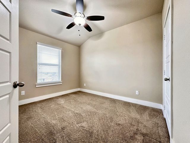 3908 Ashton Drive, Sanger, TX 76266