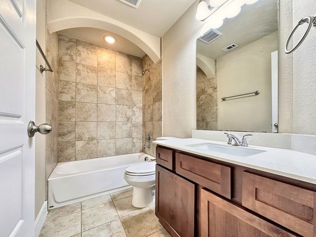 3908 Ashton Drive, Sanger, TX 76266