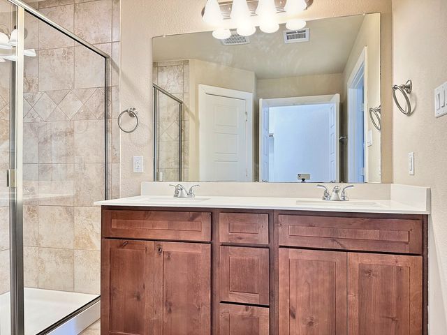 3908 Ashton Drive, Sanger, TX 76266