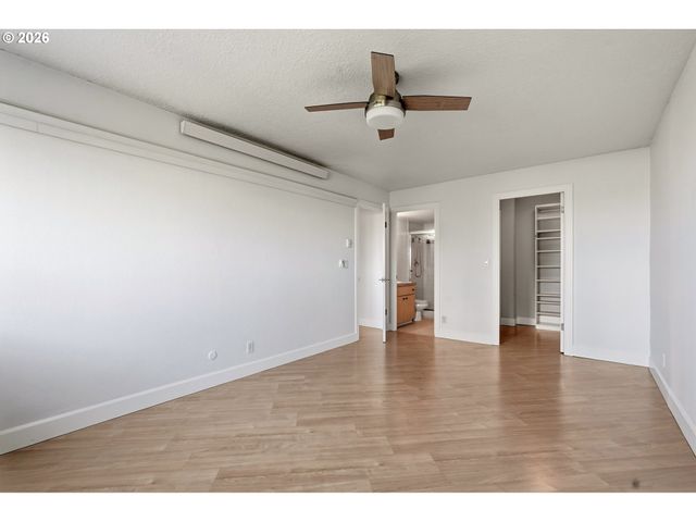 2211 Sw PARK Pl 702, Portland, OR 97205
