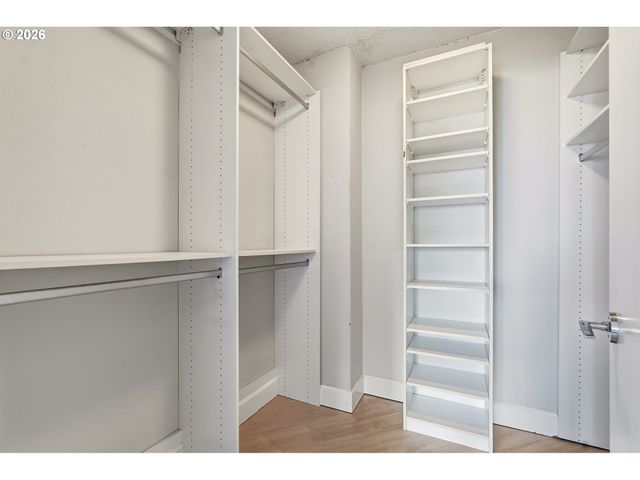 2211 Sw PARK Pl 702, Portland, OR 97205