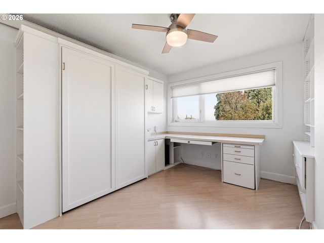 2211 Sw PARK Pl 702, Portland, OR 97205