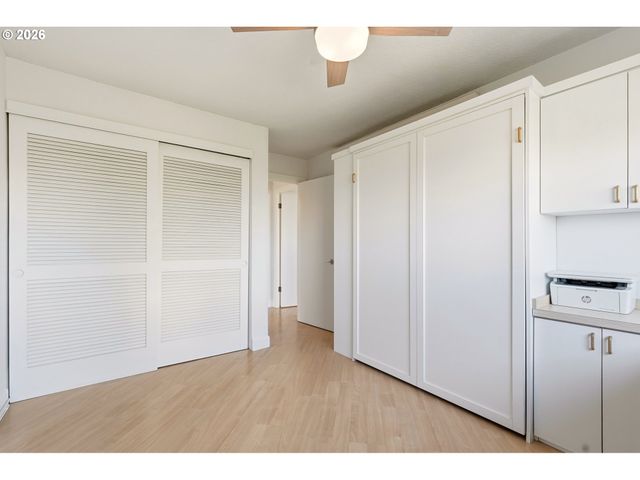 2211 Sw PARK Pl 702, Portland, OR 97205