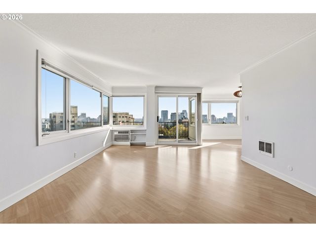 2211 Sw PARK Pl 702, Portland, OR 97205