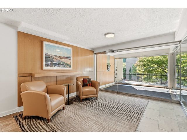2211 Sw PARK Pl 702, Portland, OR 97205