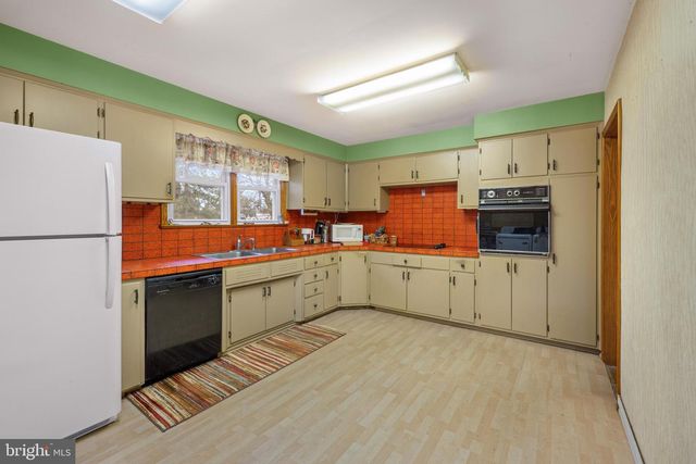 1254 MC CLAIN DR, Vineland, NJ 08361