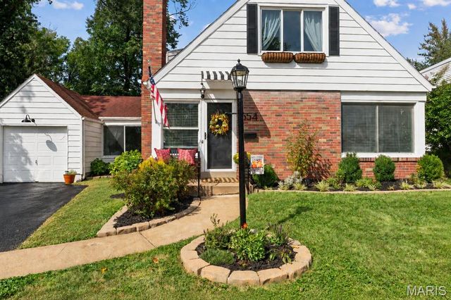 554 Southbrook Drive, Kirkwood, MO 63122