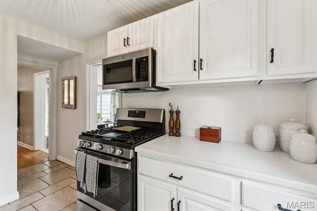 554 Southbrook Drive, Kirkwood, MO 63122