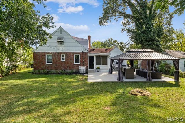 554 Southbrook Drive, Kirkwood, MO 63122