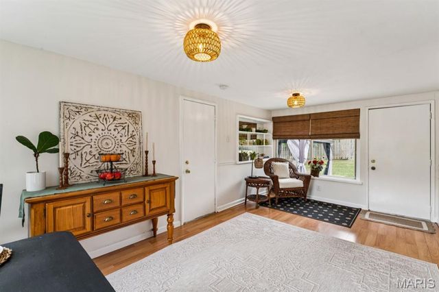 554 Southbrook Drive, Kirkwood, MO 63122