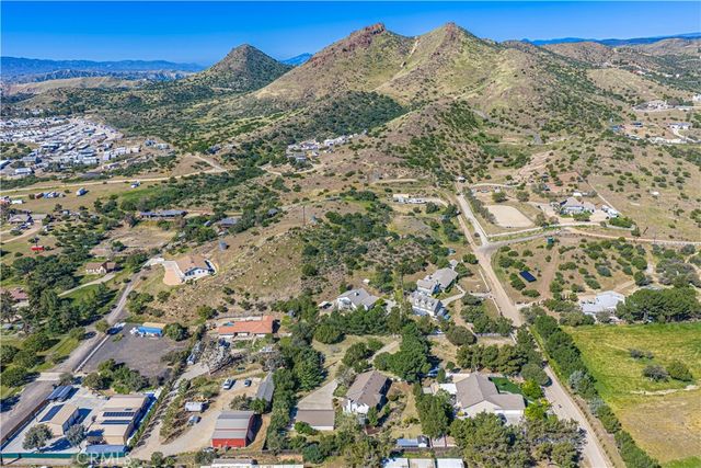 11340 Morgan, Agua Dulce, CA 91390