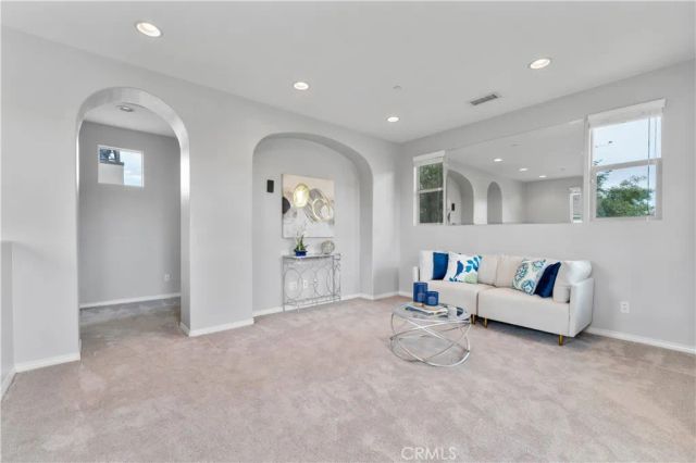 1138 Las Colinas, San Dimas, CA 91773