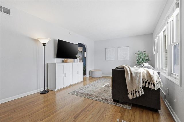 5920 W 71st Street, Overland Park, KS 66204