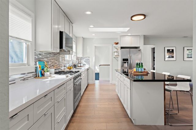 371 Ocean View Ave, Kensington, CA 94707