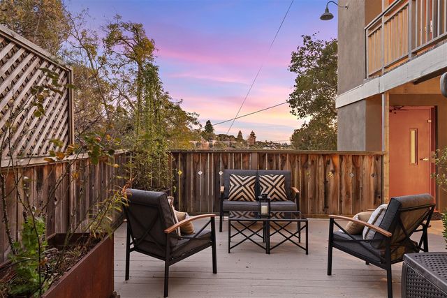 371 Ocean View Ave, Kensington, CA 94707