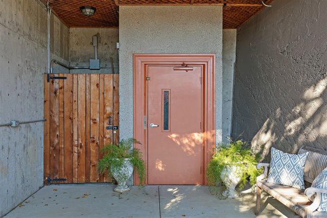 371 Ocean View Ave, Kensington, CA 94707