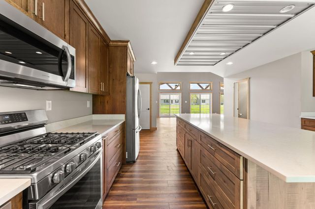6631 Beach Street, Knox, IN 46534