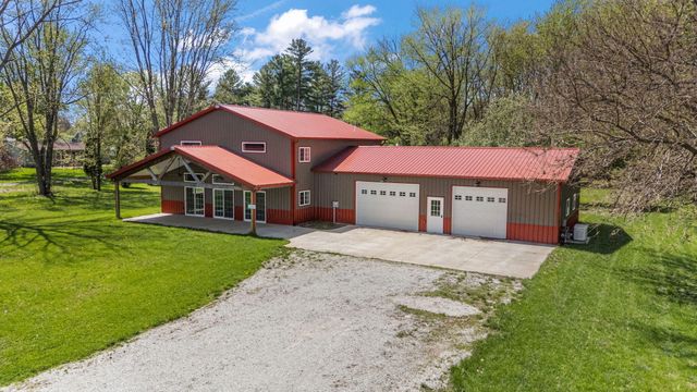 6631 Beach Street, Knox, IN 46534