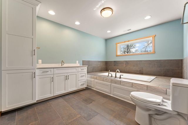 6631 Beach Street, Knox, IN 46534