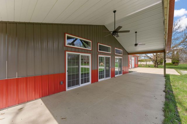 6631 Beach Street, Knox, IN 46534