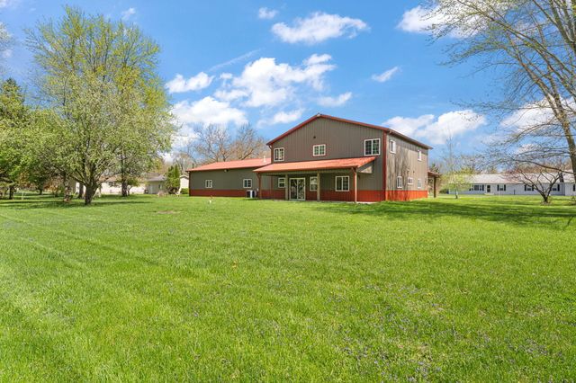 6631 Beach Street, Knox, IN 46534