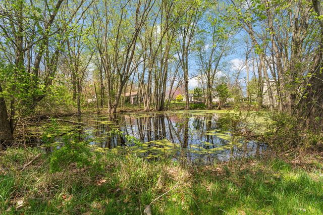 6631 Beach Street, Knox, IN 46534
