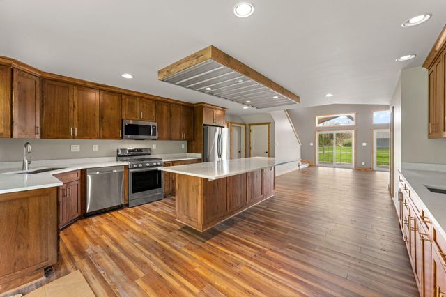 6631 Beach Street, Knox, IN 46534