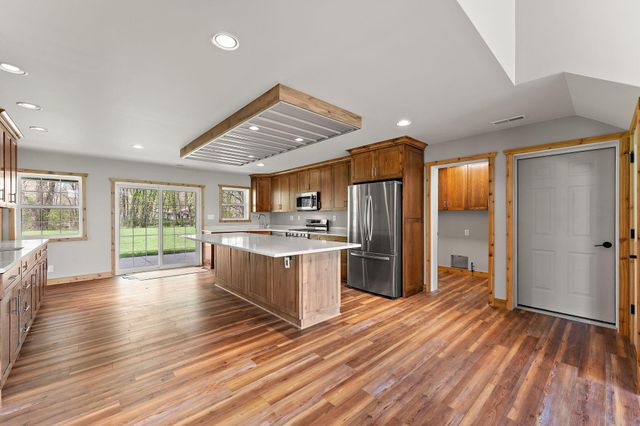 6631 Beach Street, Knox, IN 46534