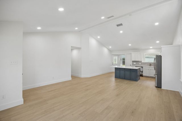 7805 Estates Way, Rowlett, TX 75089