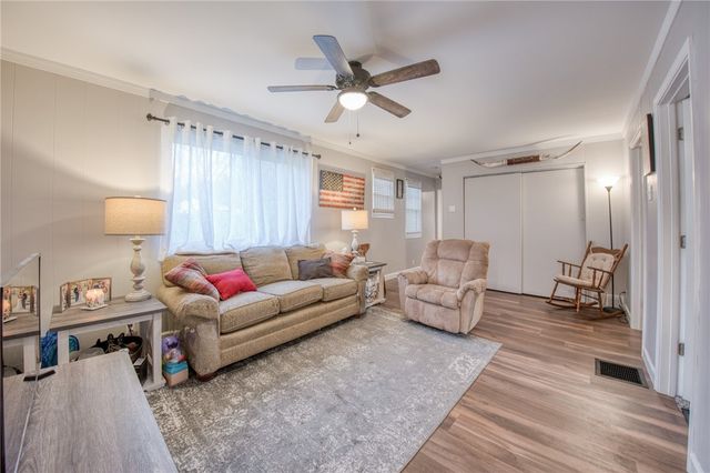 478 Crawford Run Rd, Indiana Twp, PA 15024