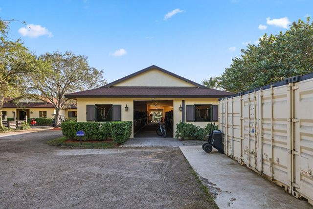 4980 Stables Way, Wellington, FL 33414
