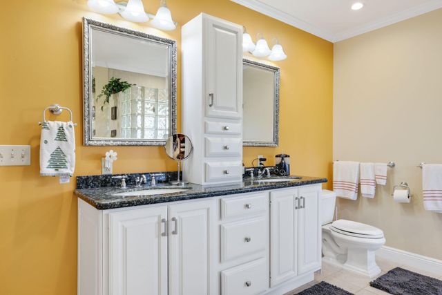 4980 Stables Way, Wellington, FL 33414